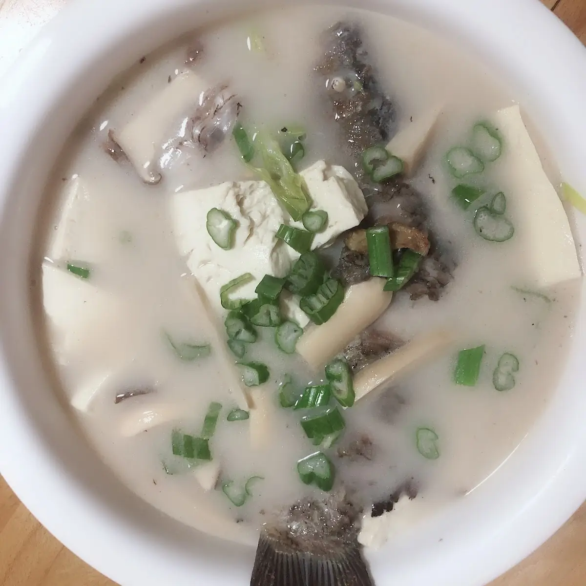 鲫鱼汤 需预定
